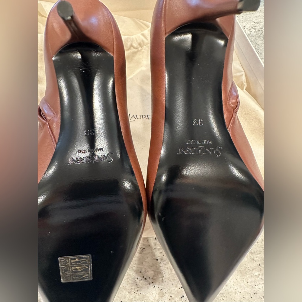 Saint Laurent Ashley 90 leather ankle boots - Picture 9 of 14